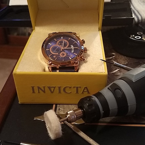 Watch - Picture 7 of 8